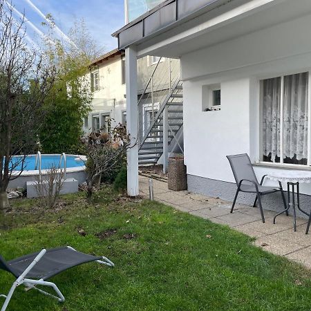 Cheap Outlet Center Apartment With Pool Parndorf Exterior foto